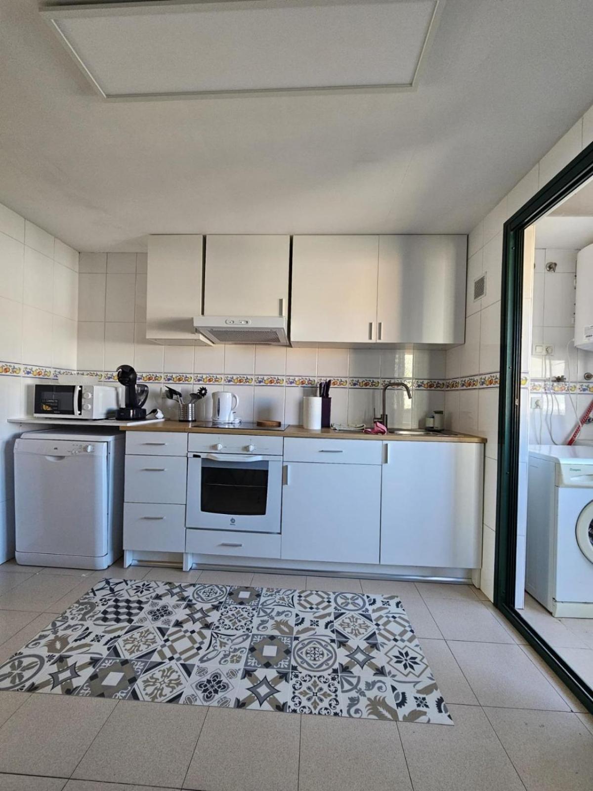 Benidorm Bali Area Apartment Luaran gambar