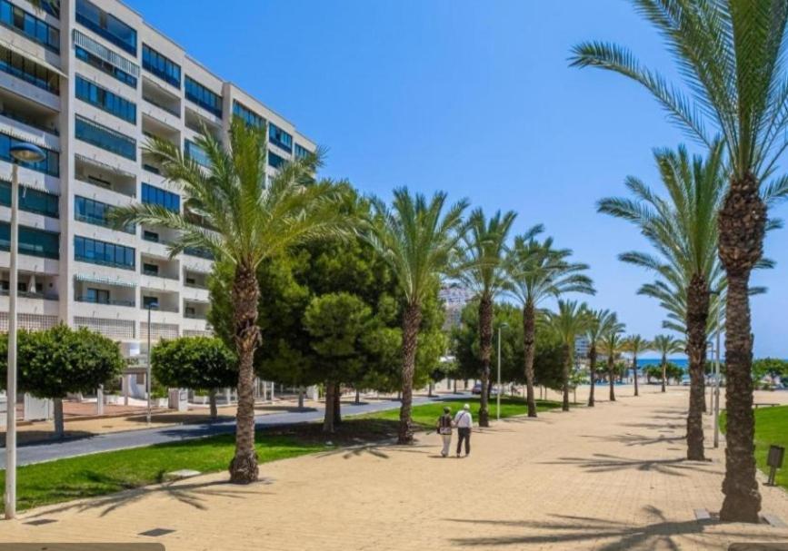 Benidorm Bali Area Apartment Luaran gambar